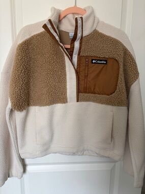 Columbia Sherpa Pullover Jacket in Cream & Brown